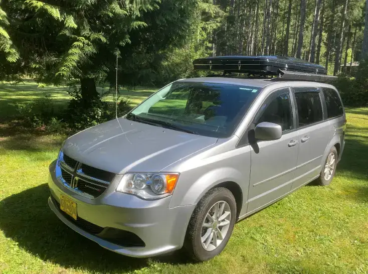 Camper Vans (Sleeps up to 4) (2015 and newer, Chrysler and Dodge Mini van shown)